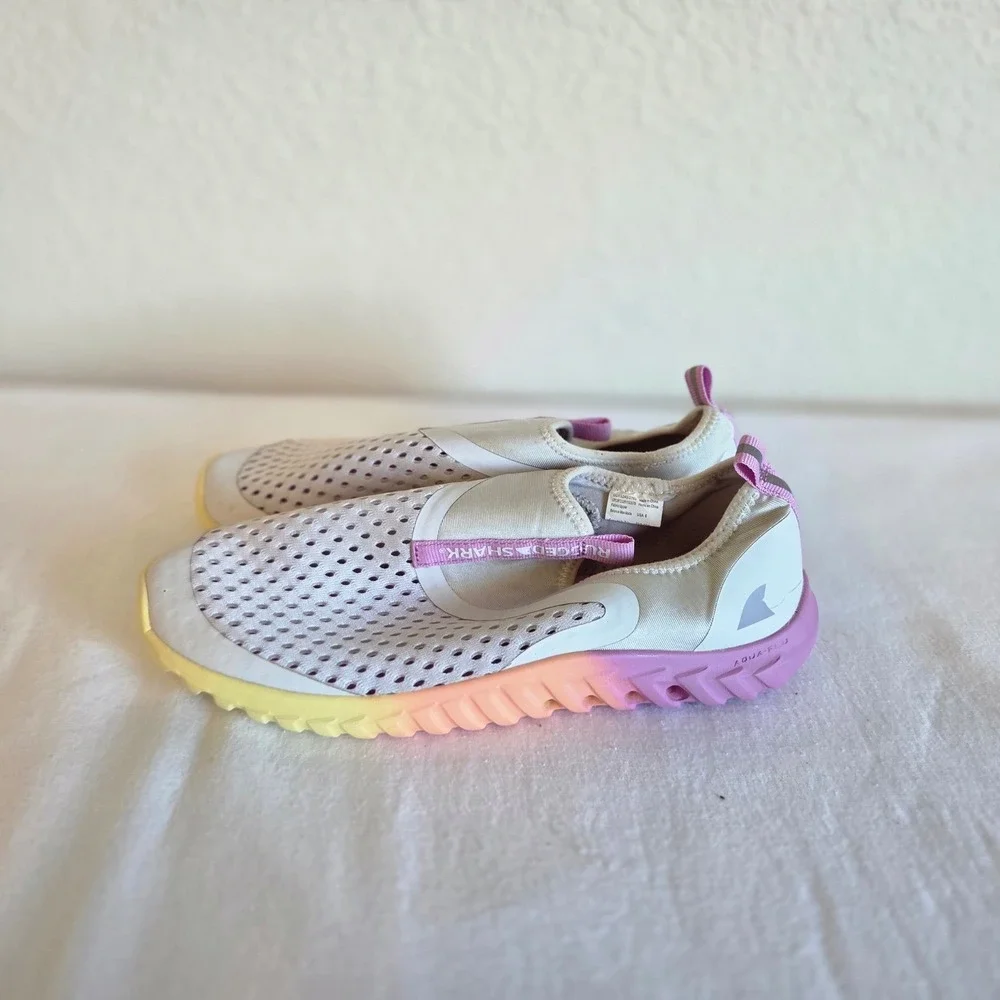 Rugged Shark Aqua-Flo Water Shoes Girls Size 6 Grey Pink Rainbow Ombre Slip On